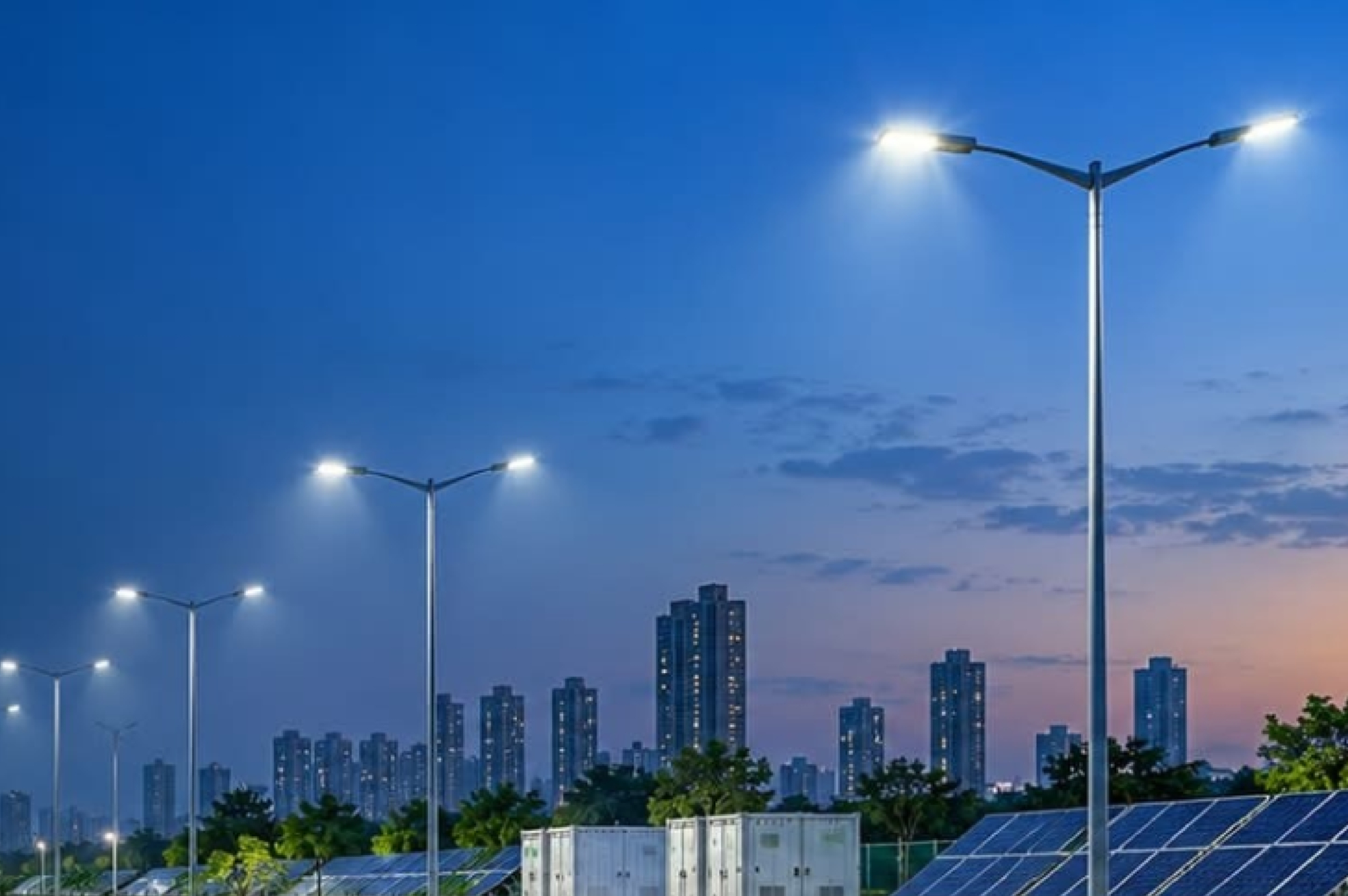 Noida Authority to install 1,200 solar-powered streetlights